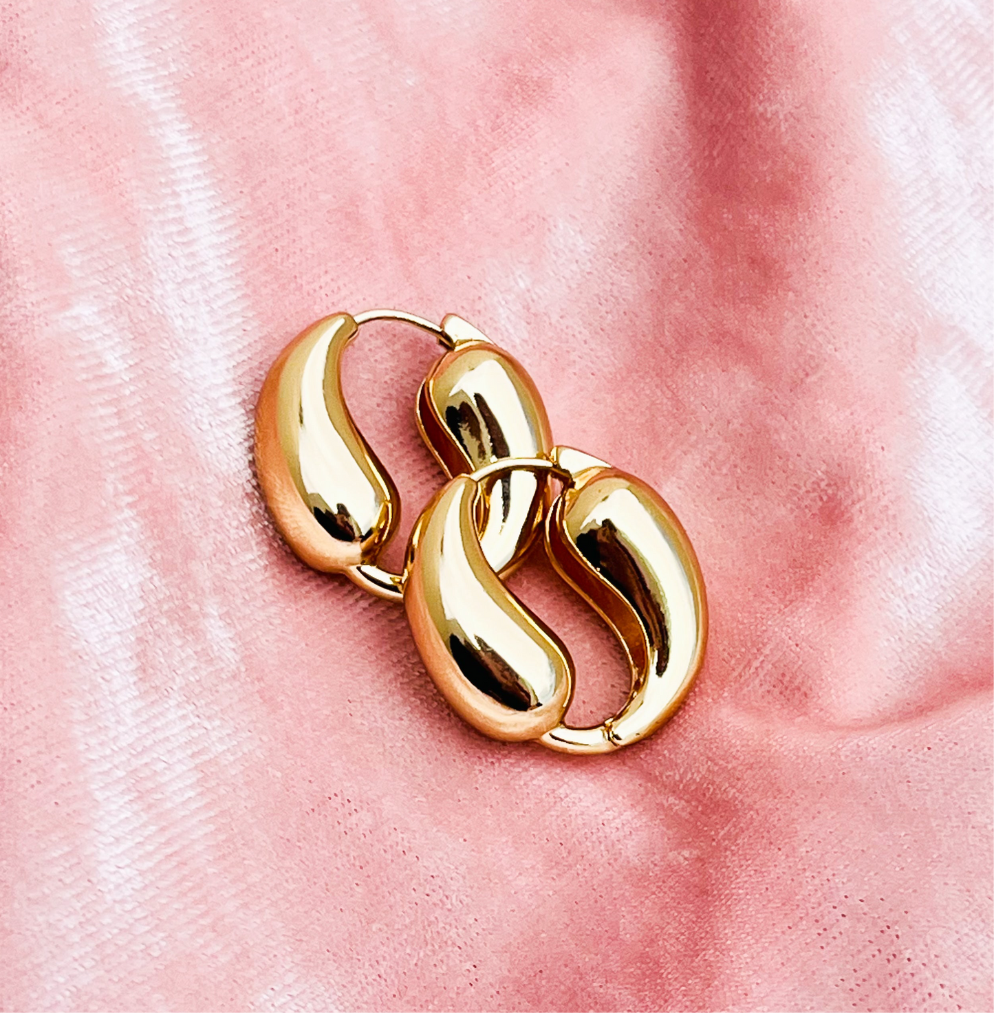 Luxe Wave Hoops (Anti Tarnish, Waterproof)