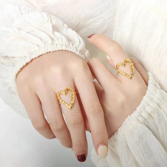 Golden Heart Ring(Adjustable Fit,Anti Tarnish,Waterproof)