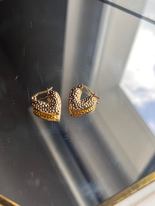 Hammered Heart Hoop (Anti Tarnish , Waterproof)